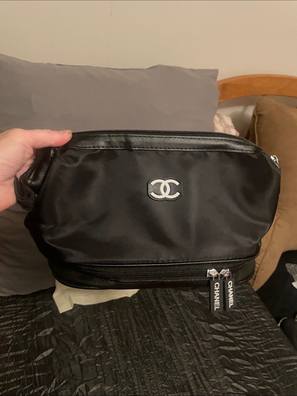 GWP Black Nylon Toiletry Pouch with White CC Logo - Picture 14 of 17